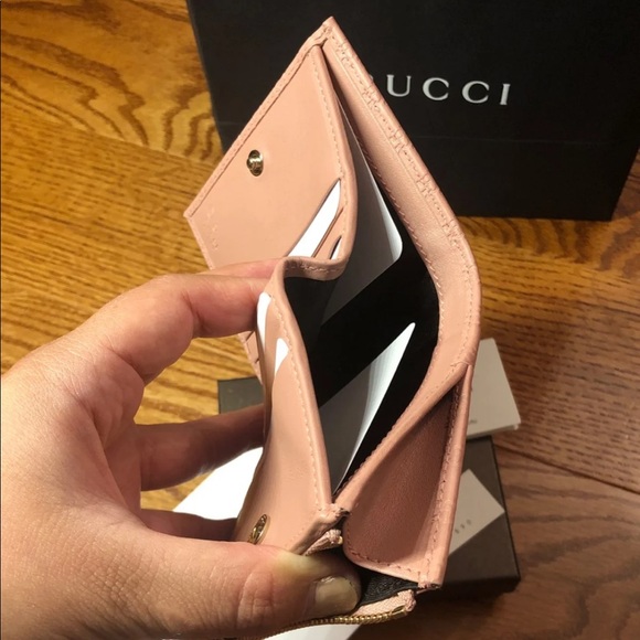 Gucci LEATHER COMPACT WALLET coin zipper pink new - Picture 3 of 7